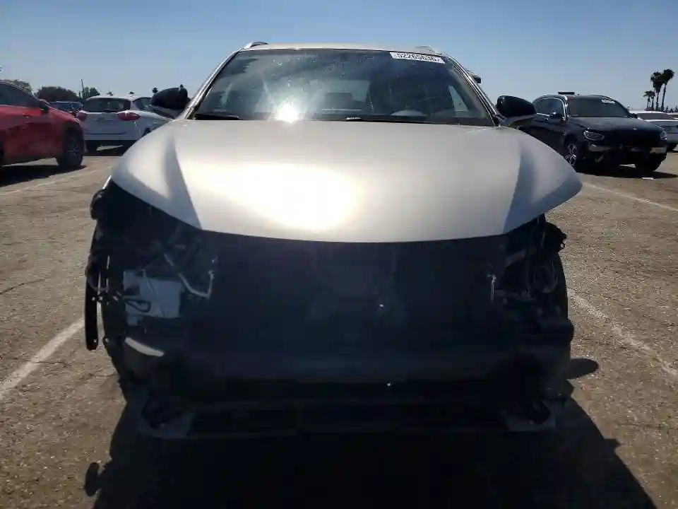 JTJYARBZ9H2074076 2017 LEXUS NX-4