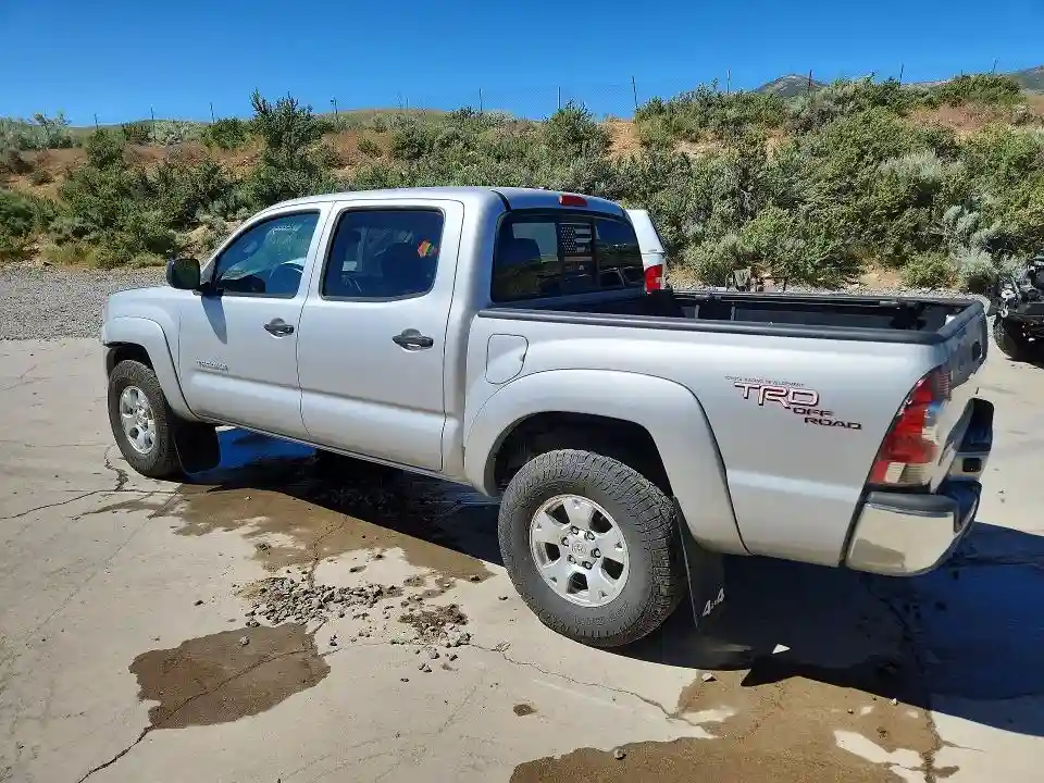3TMLU4EN1BM078686 2011 TOYOTA TACOMA-1