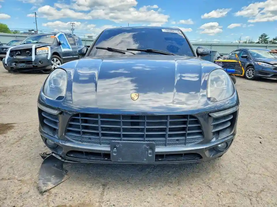 WP1AG2A57HLB56261 2017 PORSCHE MACAN-4