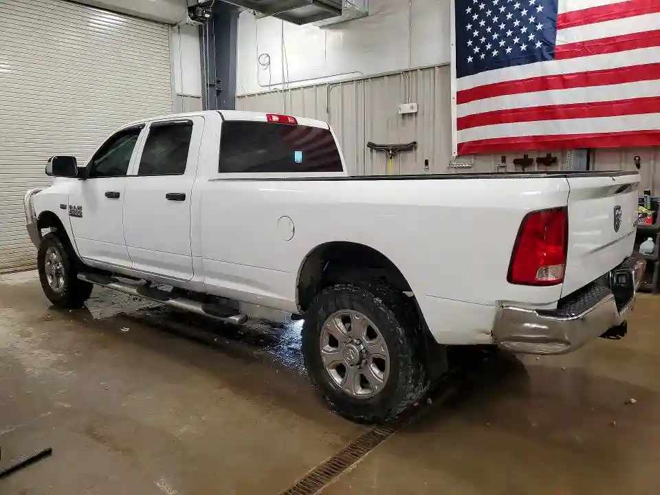 3C6UR5HJ3HG730565 2017 RAM 2500-1