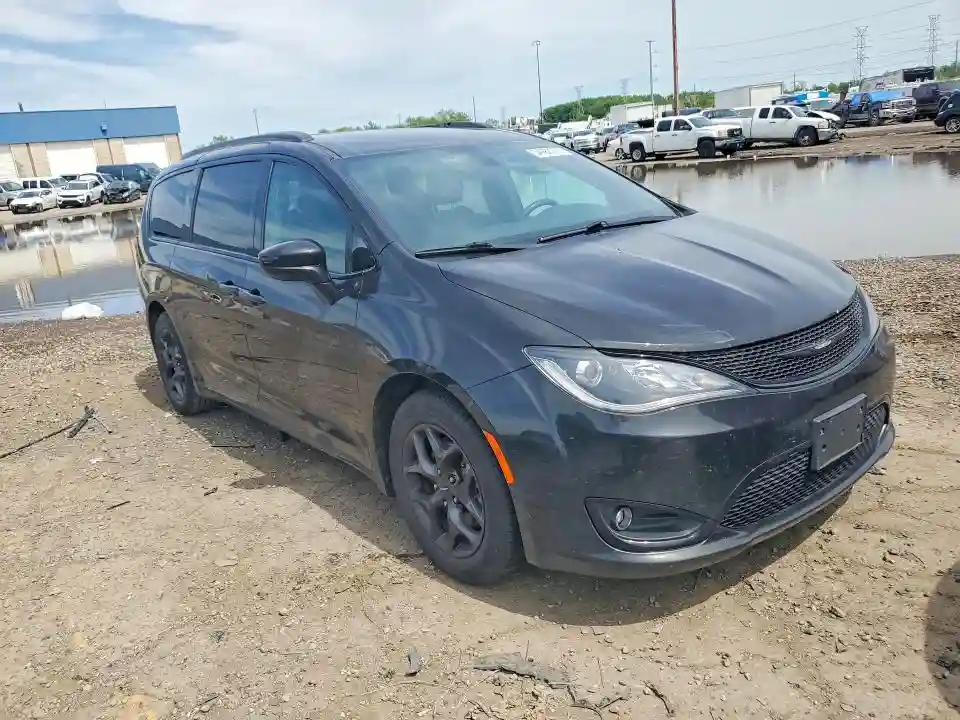 2C4RC1EG0JR351752 2018 CHRYSLER PACIFICA-3
