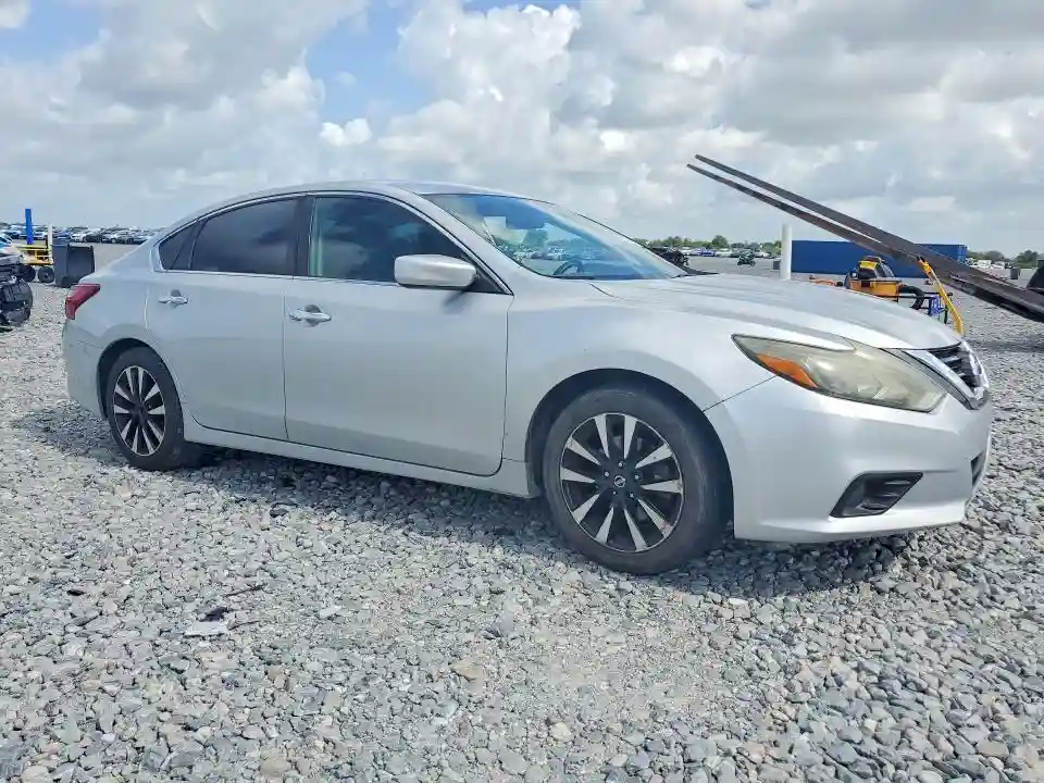 1N4AL3AP0JC120623 2018 NISSAN ALTIMA-3