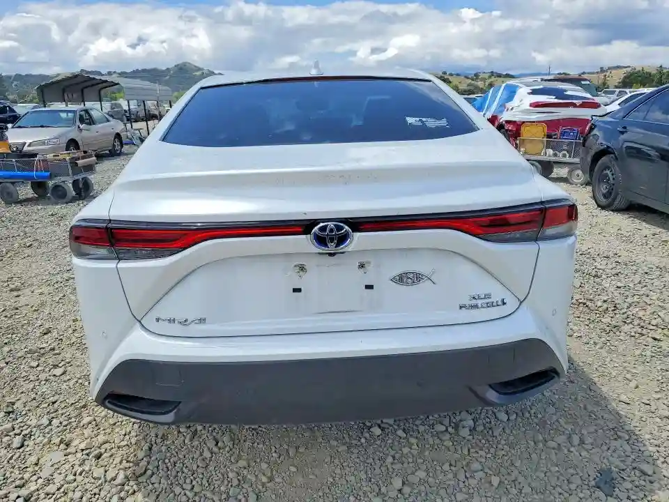 JTDAAAAA9NA004273 2022 TOYOTA MIRAI-5