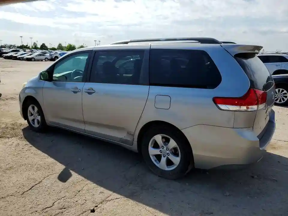 5TDKK3DC5BS058369 2011 TOYOTA SIENNA-1