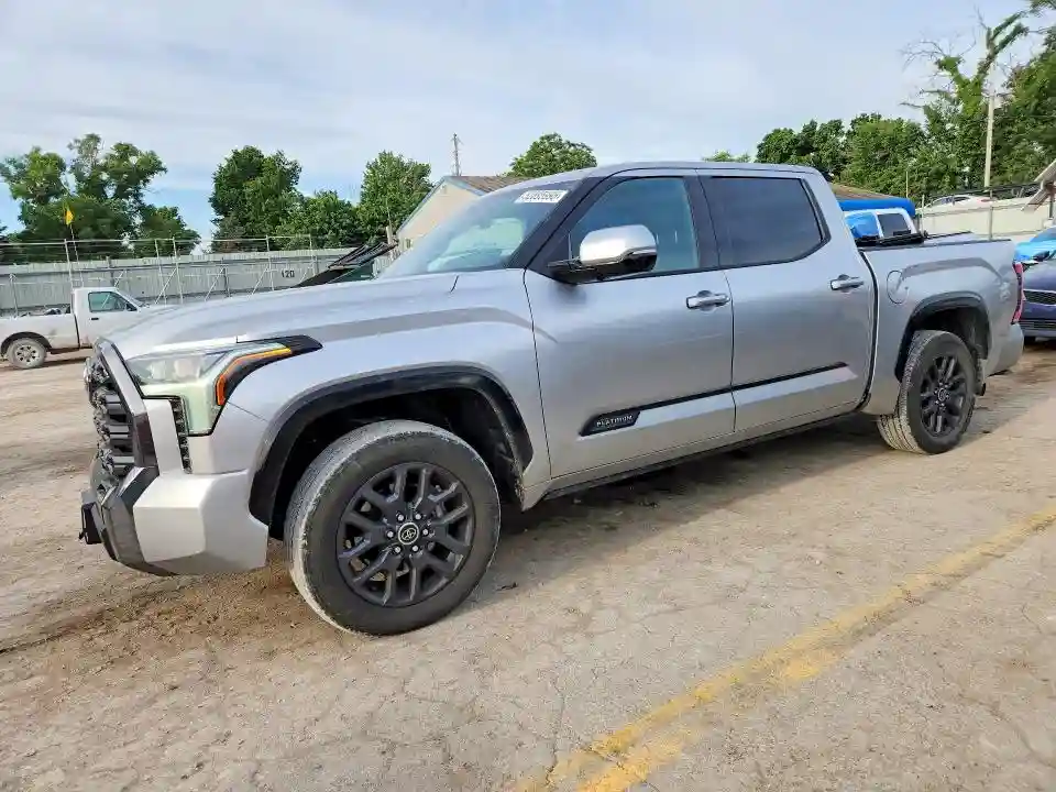 2022 TOYOTA TUNDRA