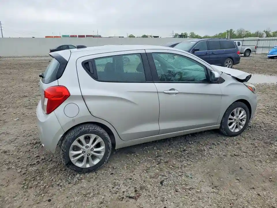 KL8CD6SA4LC448473 2020 CHEVROLET SPARK-2