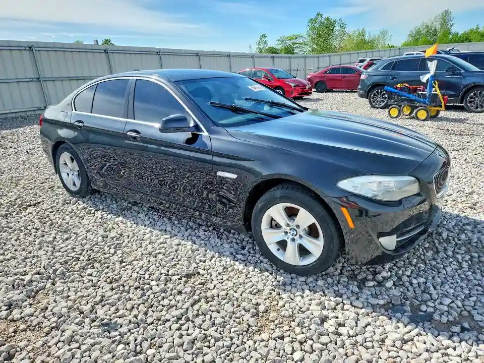 WBAXH5C55DDW13013 2013 BMW 5 SERIES-3