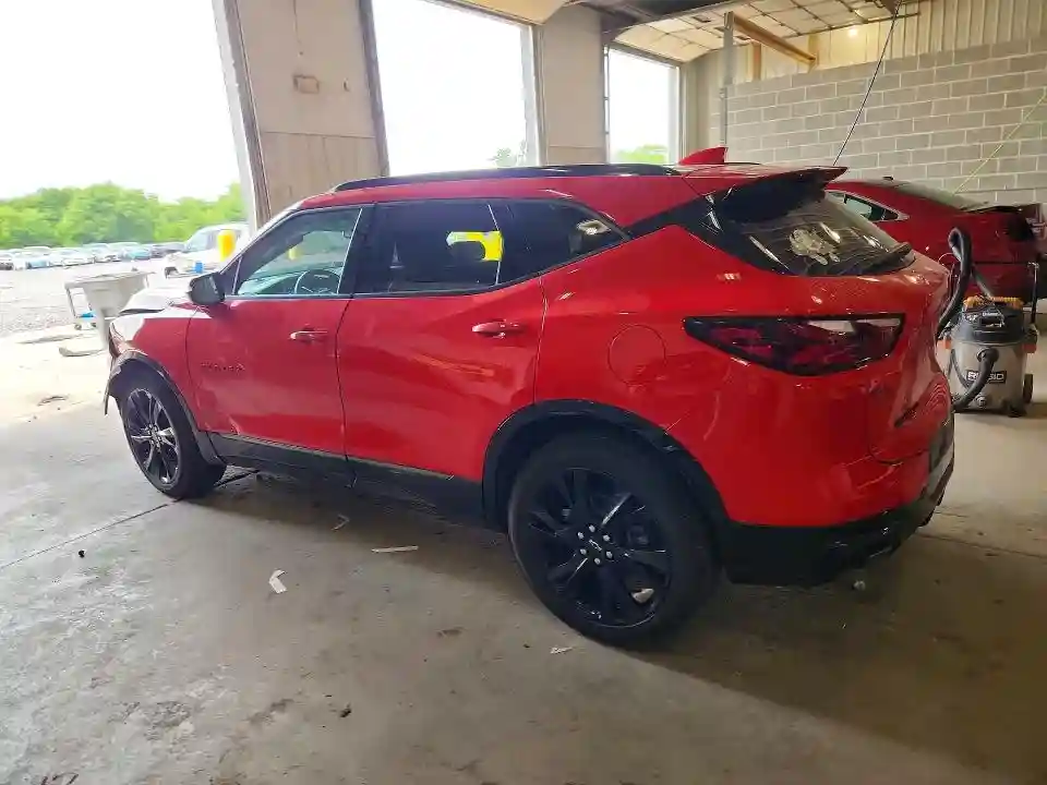 3GNKBKRSXMS558902 2021 CHEVROLET BLAZER-1