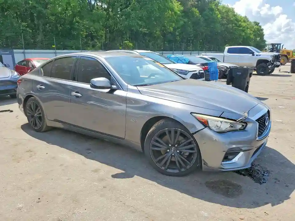 JN1EV7AP1JM366428 2018 INFINITI Q50-3