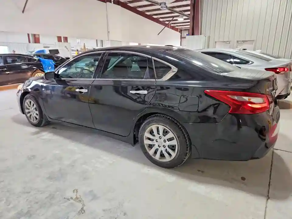 1N4AL3AP4JC195440 2018 NISSAN ALTIMA-1