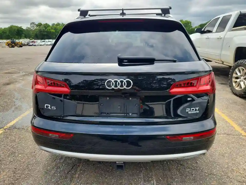 WA1BNAFY2J2243807 2018 AUDI Q5-5