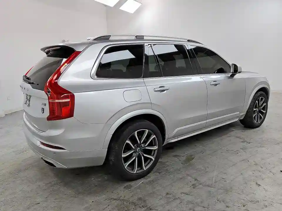 YV4A22PK0J1216506 2018 VOLVO XC90-2