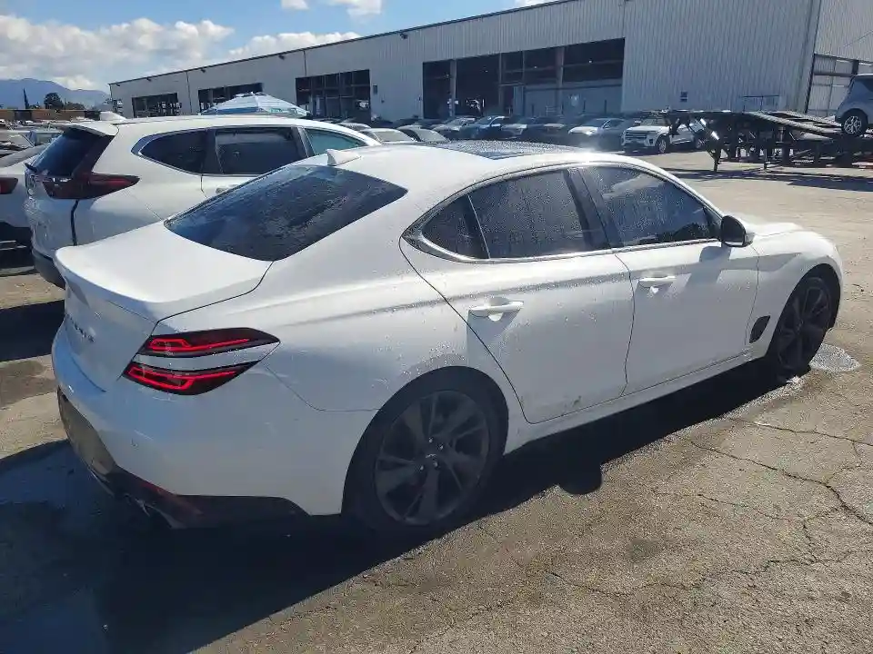 KMTG34TA8PU107769 2023 GENESIS G70-2