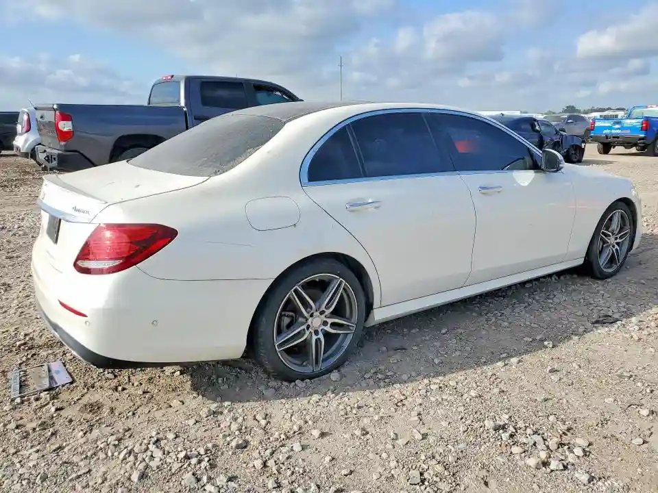 WDDZF4KB0HA162122 2017 MERCEDES-BENZ E-CLASS-2