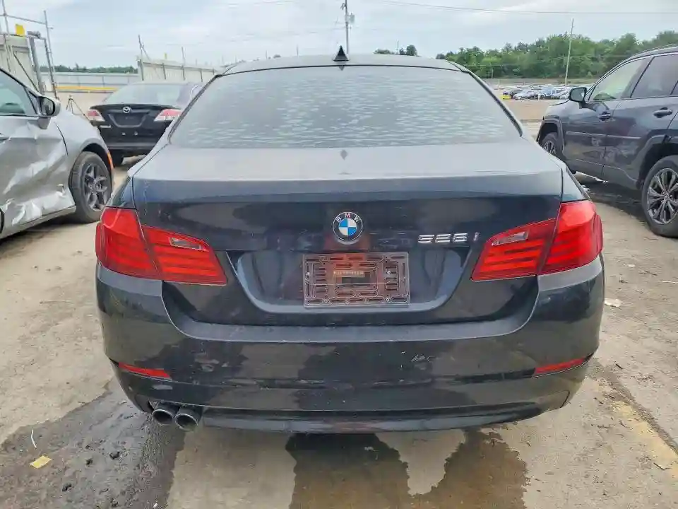 WBAFR1C5XBC737346 2011 BMW 5 SERIES-5