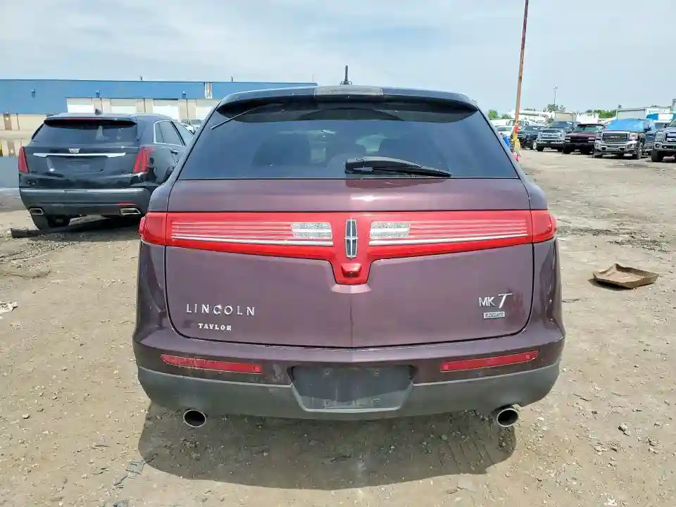 2LMHJ5AR6BBJ50805 2011 LINCOLN MKT-5