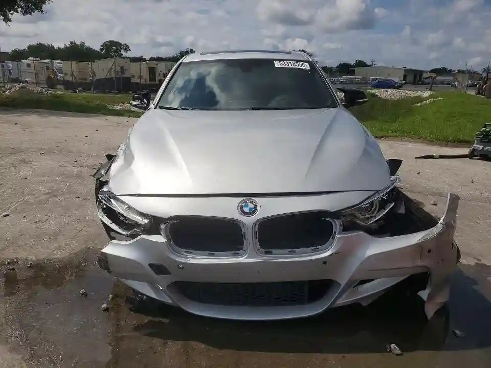WBA8B3G52HNU35372 2017 BMW 3 SERIES-4