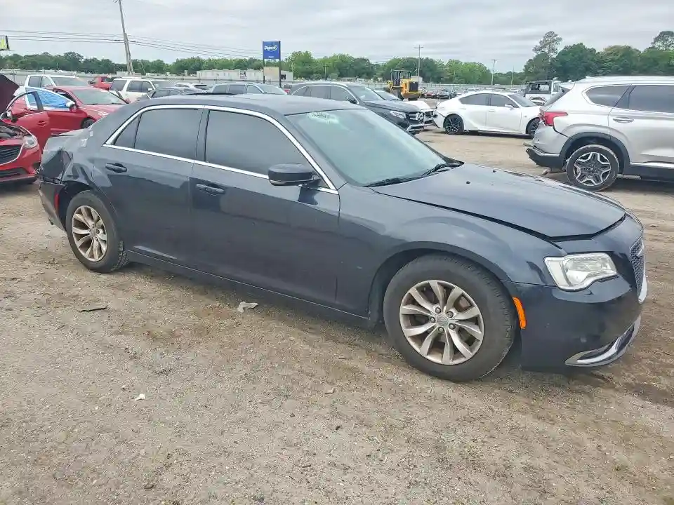 2C3CCAAG1GH135455 2016 CHRYSLER 300-3