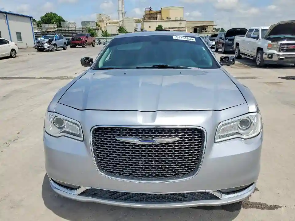 2C3CCAEGXGH260836 2016 CHRYSLER 300-4