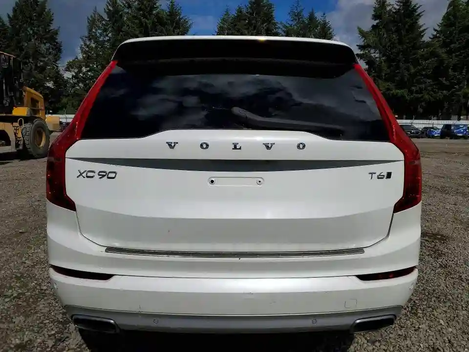YV4A22PK0K1441980 2019 VOLVO XC90-5