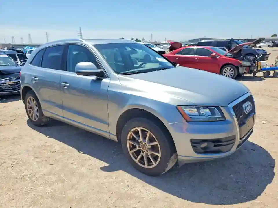 WA1CFAFP5BA008950 2011 AUDI Q5-3