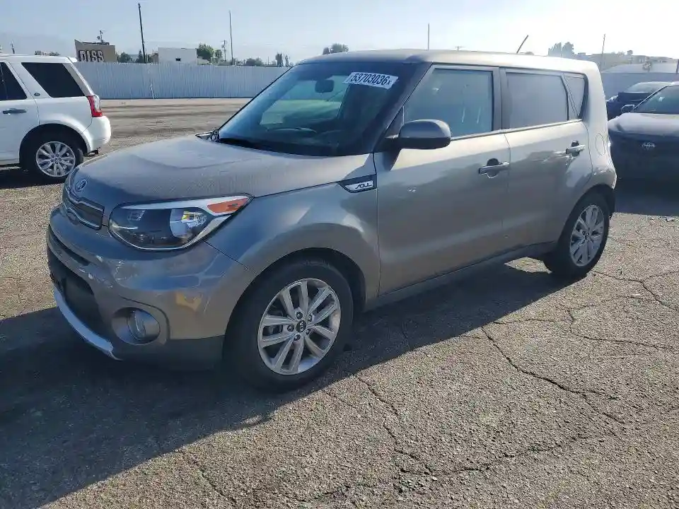 KNDJP3A50J7541652 2018 KIA SOUL-0