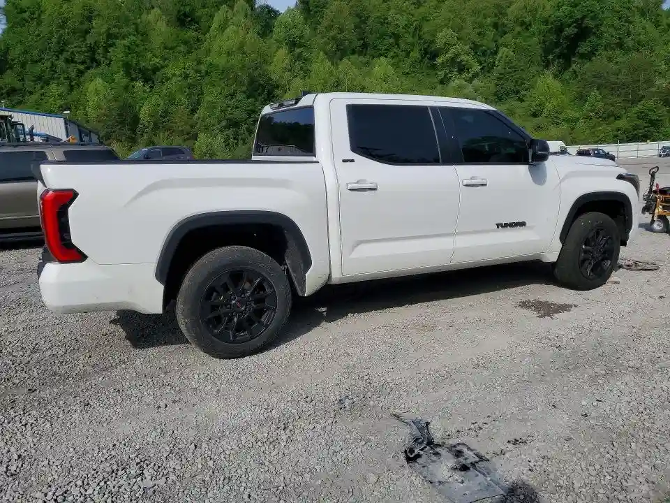 5TFLA5DB0SX256992 2025 TOYOTA TUNDRA-2