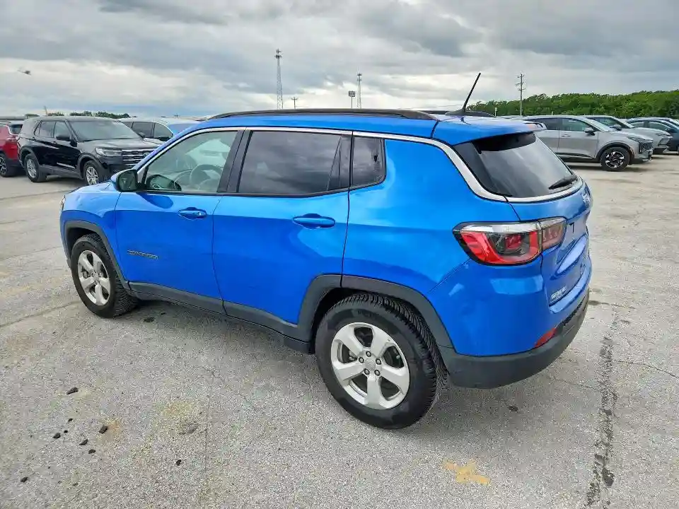 3C4NJCBB2KT649615 2019 JEEP COMPASS-1