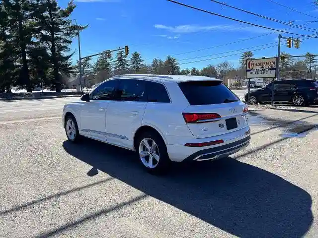 WA1ACBF70PD010097 2023 AUDI Q7-2