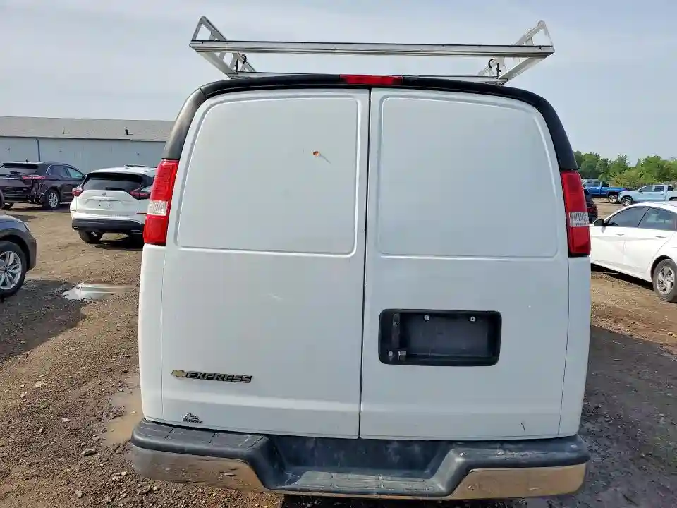1GCZGGF71N1265429 2022 CHEVROLET EXPRESS-5