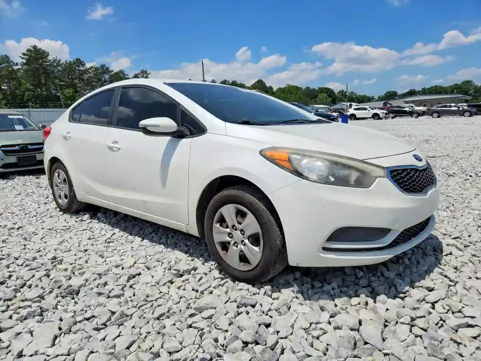 KNAFX4A68F5327528 2015 KIA FORTE-3