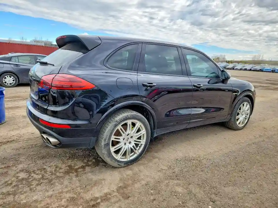 WP1AE2A27GLA60480 2016 PORSCHE CAYENNE-2