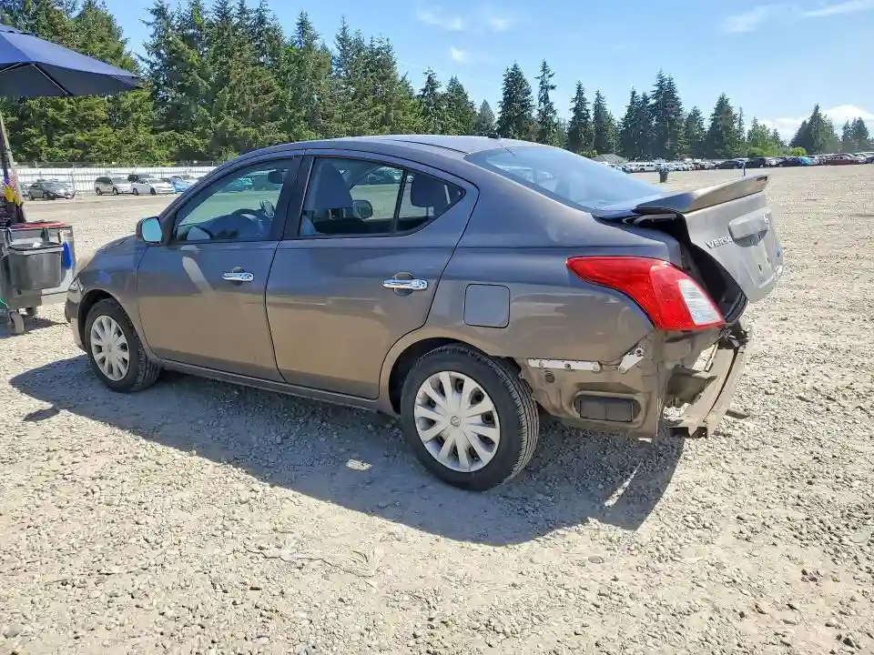 3N1CN7AP4DL829930 2013 NISSAN VERSA-1