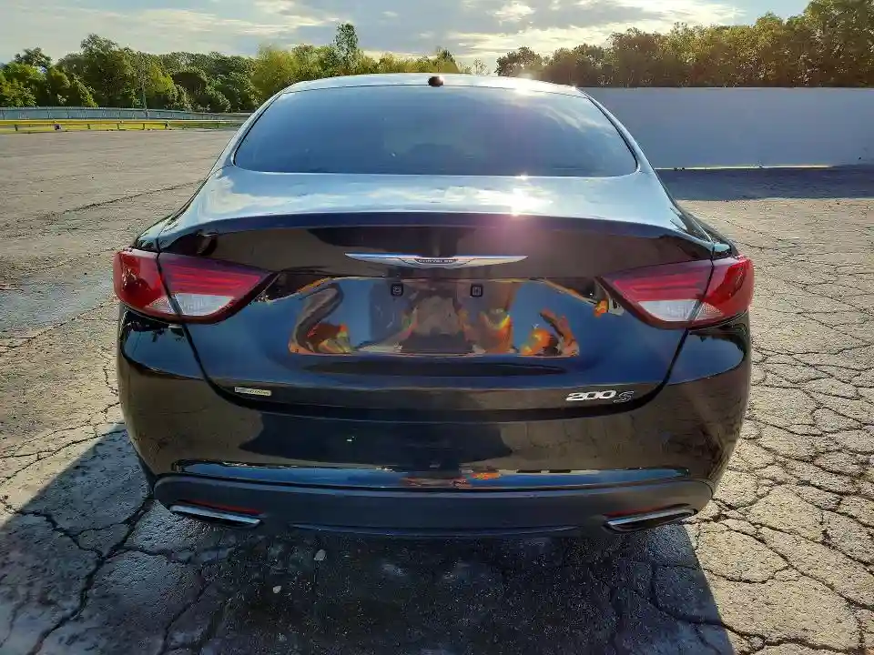 1C3CCCBB4FN600914 2015 CHRYSLER 200-5