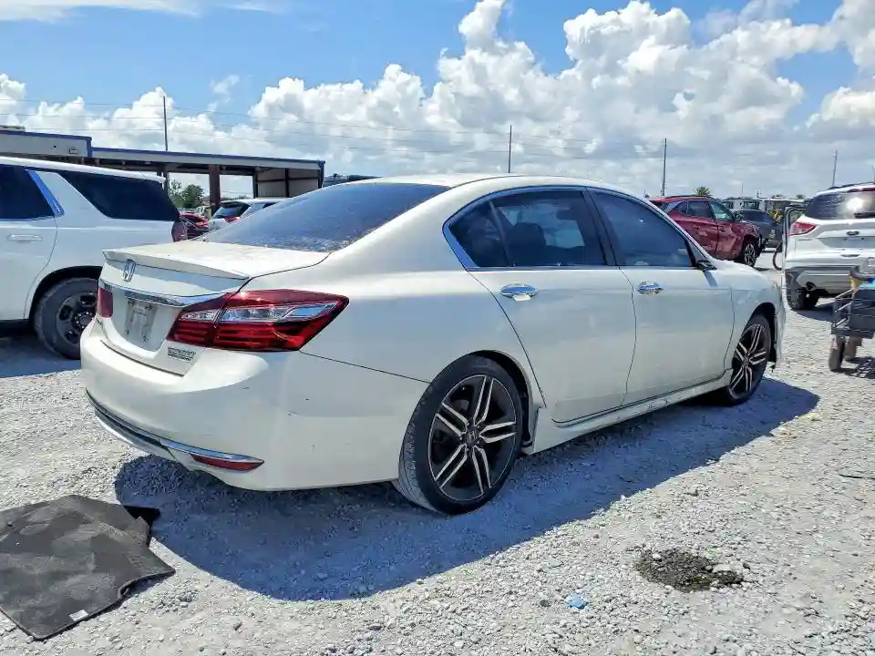 1HGCR2F16HA231331 2017 HONDA ACCORD-2