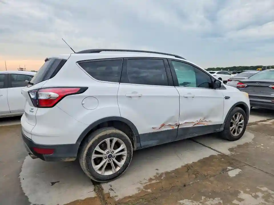 1FMCU0GD6JUA58713 2018 FORD ESCAPE-2
