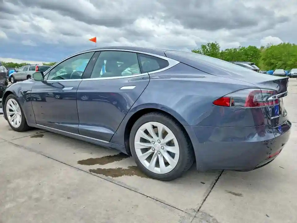 5YJSA1E23HF188967 2017 TESLA MODEL S-1