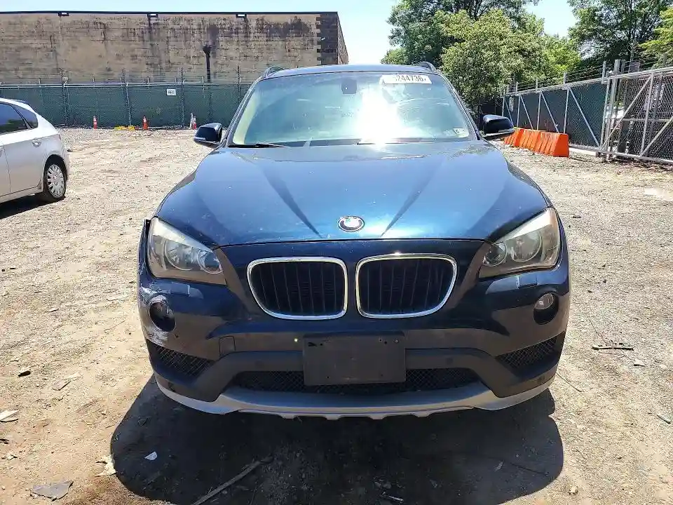 WBAVL1C59FVY28941 2015 BMW X1-4