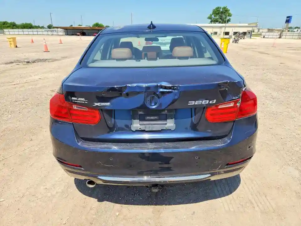 WBA3D5C56EKX96798 2014 BMW 3 SERIES-5