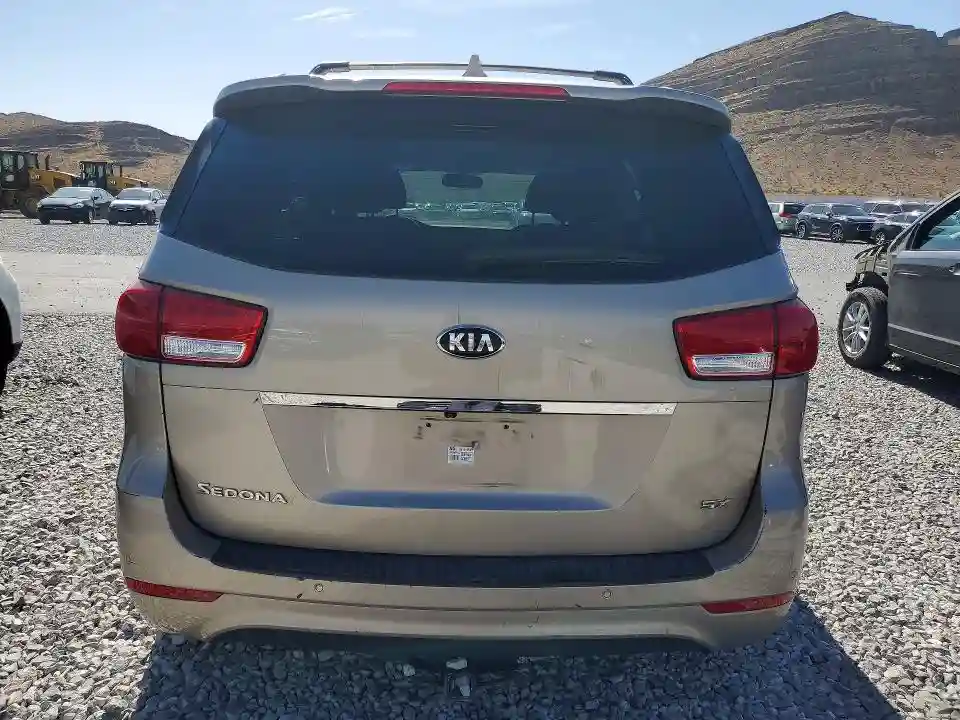KNDMC5C13F6080734 2015 KIA SEDONA-5