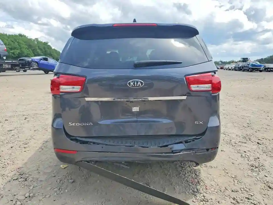 KNDMC5C18F6063881 2015 KIA SEDONA-5