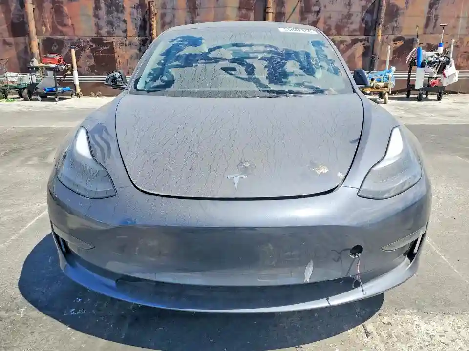 5YJ3E1EA0PF625161 2023 TESLA MODEL 3-4