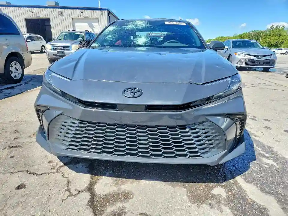 4T1DAACK8SU524456 2025 TOYOTA CAMRY-4
