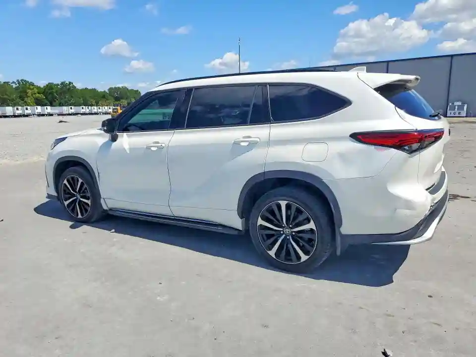 5TDJZRBH7MS134282 2021 TOYOTA HIGHLANDER-1