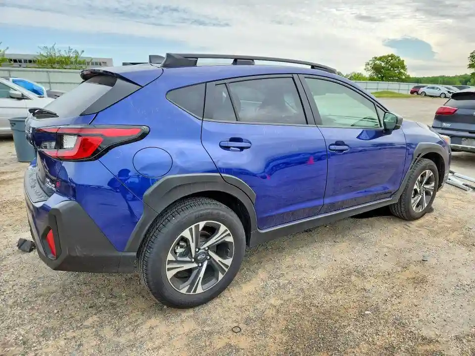 JF2GUADC3R8322757 2024 SUBARU CROSSTREK-2