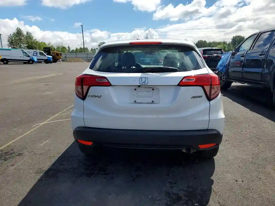 3CZRU6H36GM713614 2016 HONDA HR-V-5