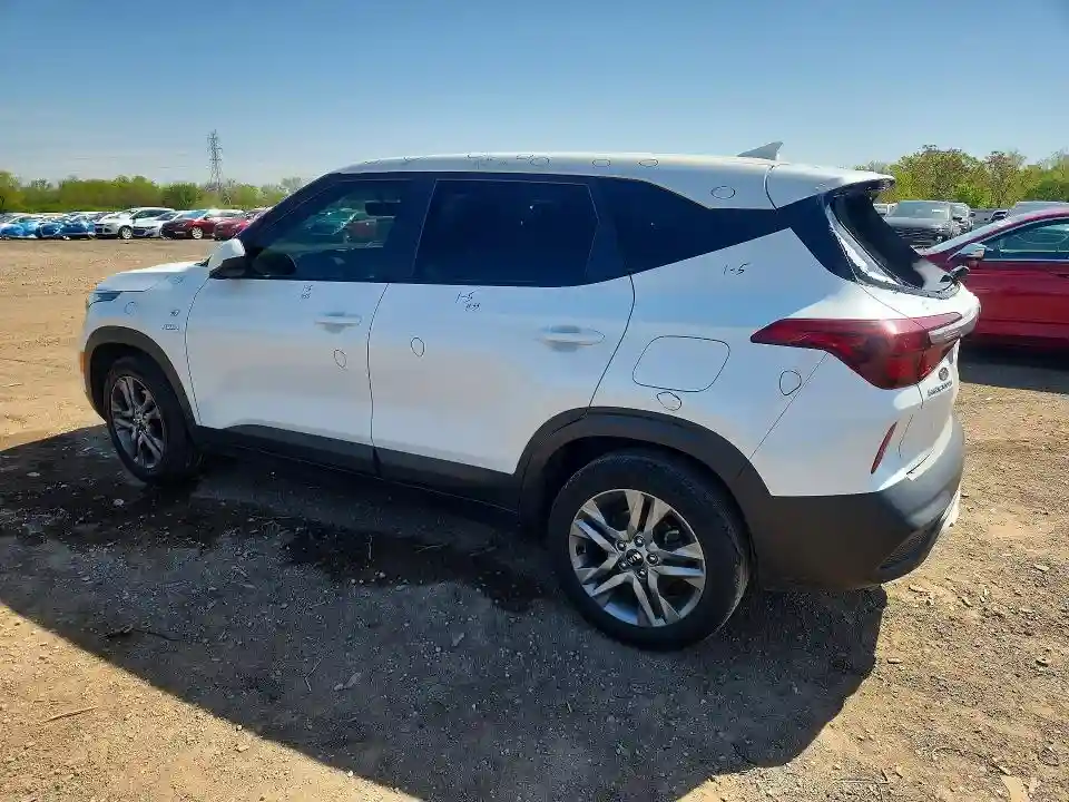 KNDEPCAA4M7140074 2021 KIA SELTOS-1