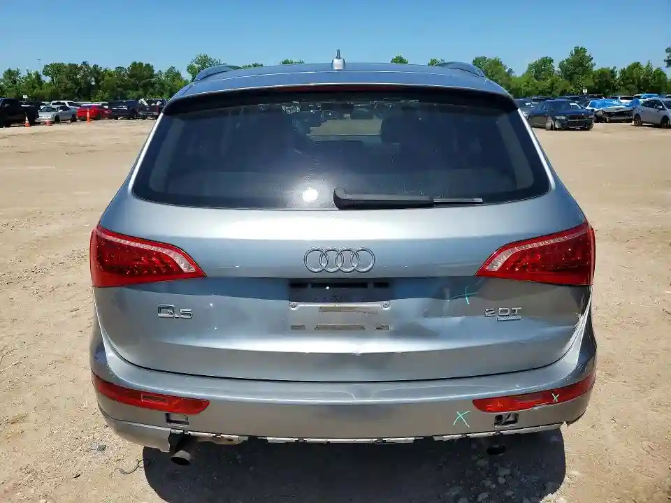 WA1CFAFP5BA008950 2011 AUDI Q5-5