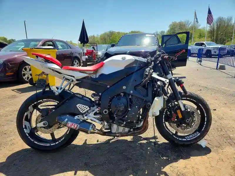 JYARJ16E2AA020738 2010 YAMAHA YZF600-0