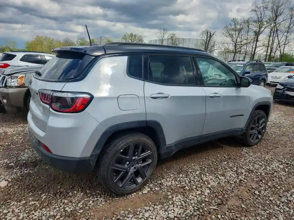 3C4NJDCN5TT165678 2026 JEEP COMPASS-2